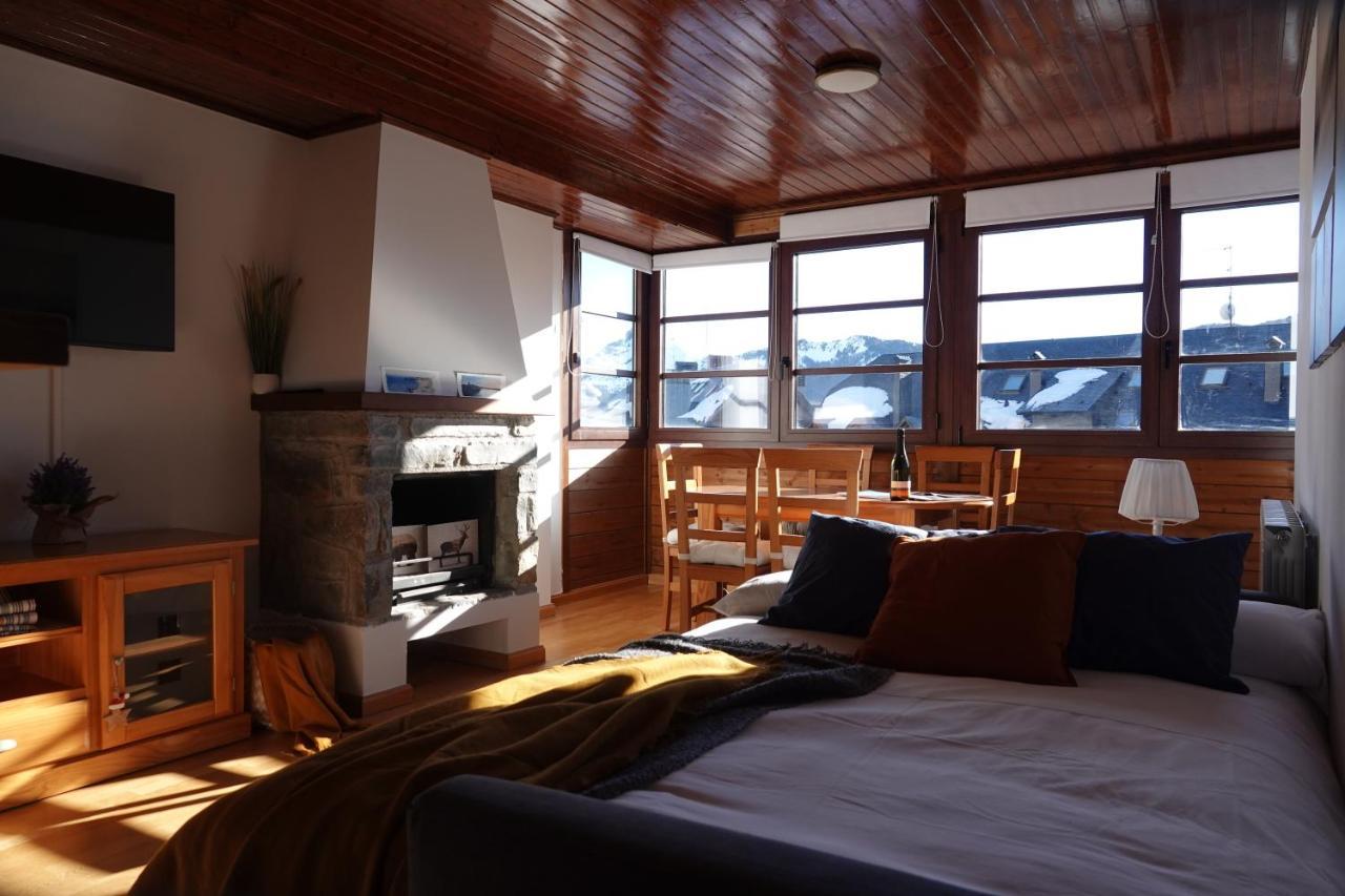 Ferienwohnung Stone Garaje Cubierto Y Trastero Pirineos360 Formigal Exterior foto